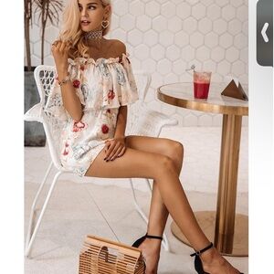 MILITARY HIPPIE Romantic Ruffles & Roses Romper Size Medium